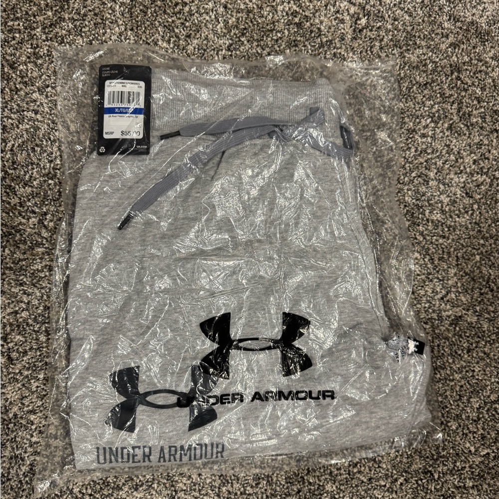 Under Armor Sweats Grey Size XL